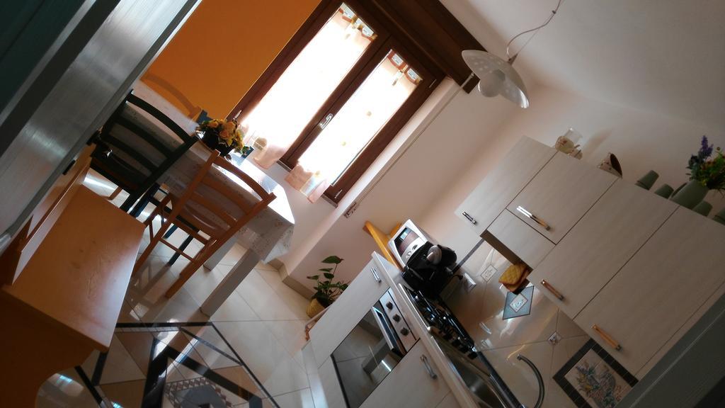 B&B Sa Zodia Guest House Bitti Eksteriør bilde