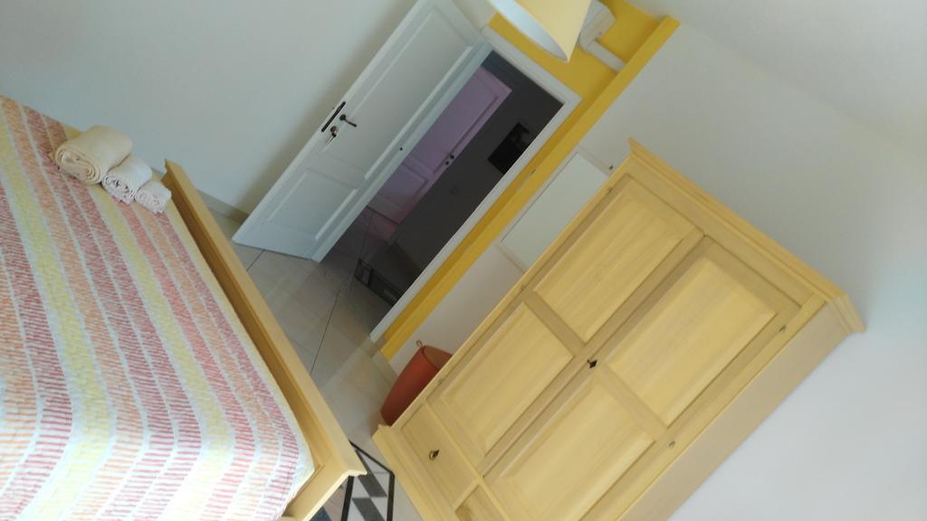 B&B Sa Zodia Guest House Bitti Eksteriør bilde