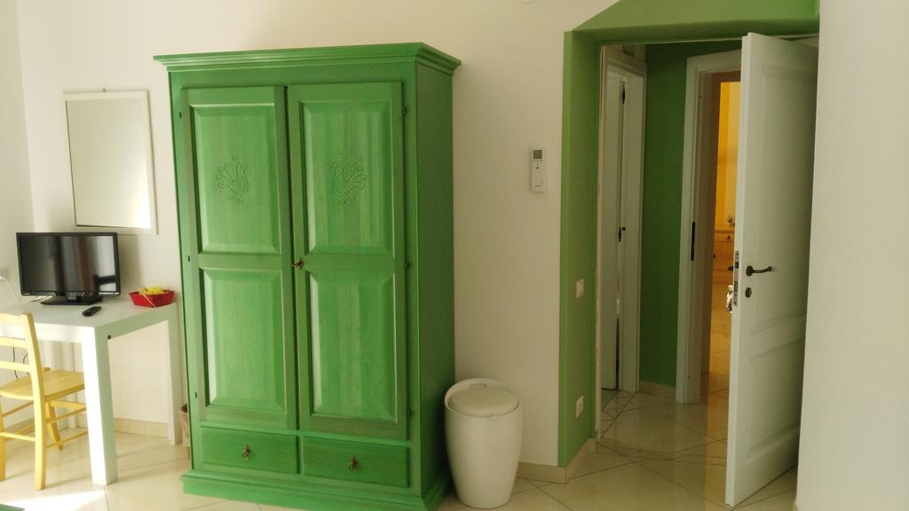 B&B Sa Zodia Guest House Bitti Eksteriør bilde