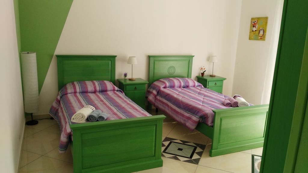 B&B Sa Zodia Guest House Bitti Eksteriør bilde